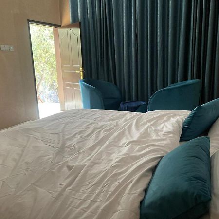 Rose Guesthouse Al 'Aqar ภายนอก รูปภาพ